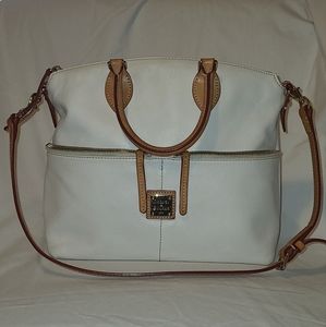 Dooney & Bourke off-white shoulder bag